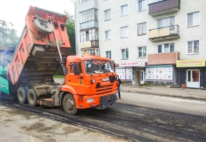 Работы в рамках проекта «Безопасные и качественные дороги» в Кирове выполняются по графику