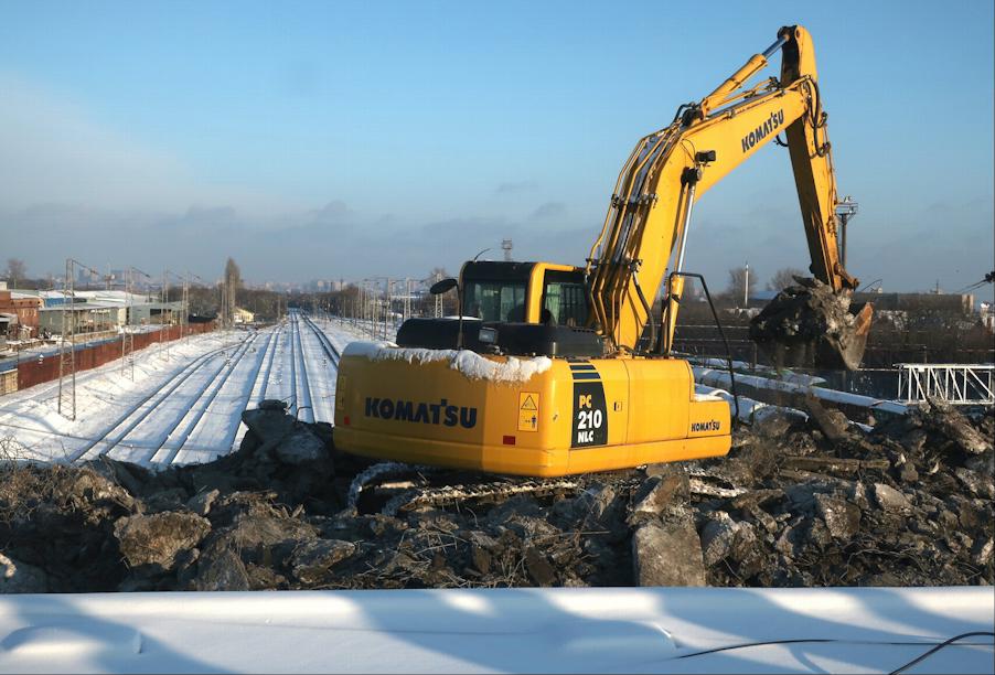 В Ростове-на-Дону продолжается реконструкция путепровода на улице Малиновского
