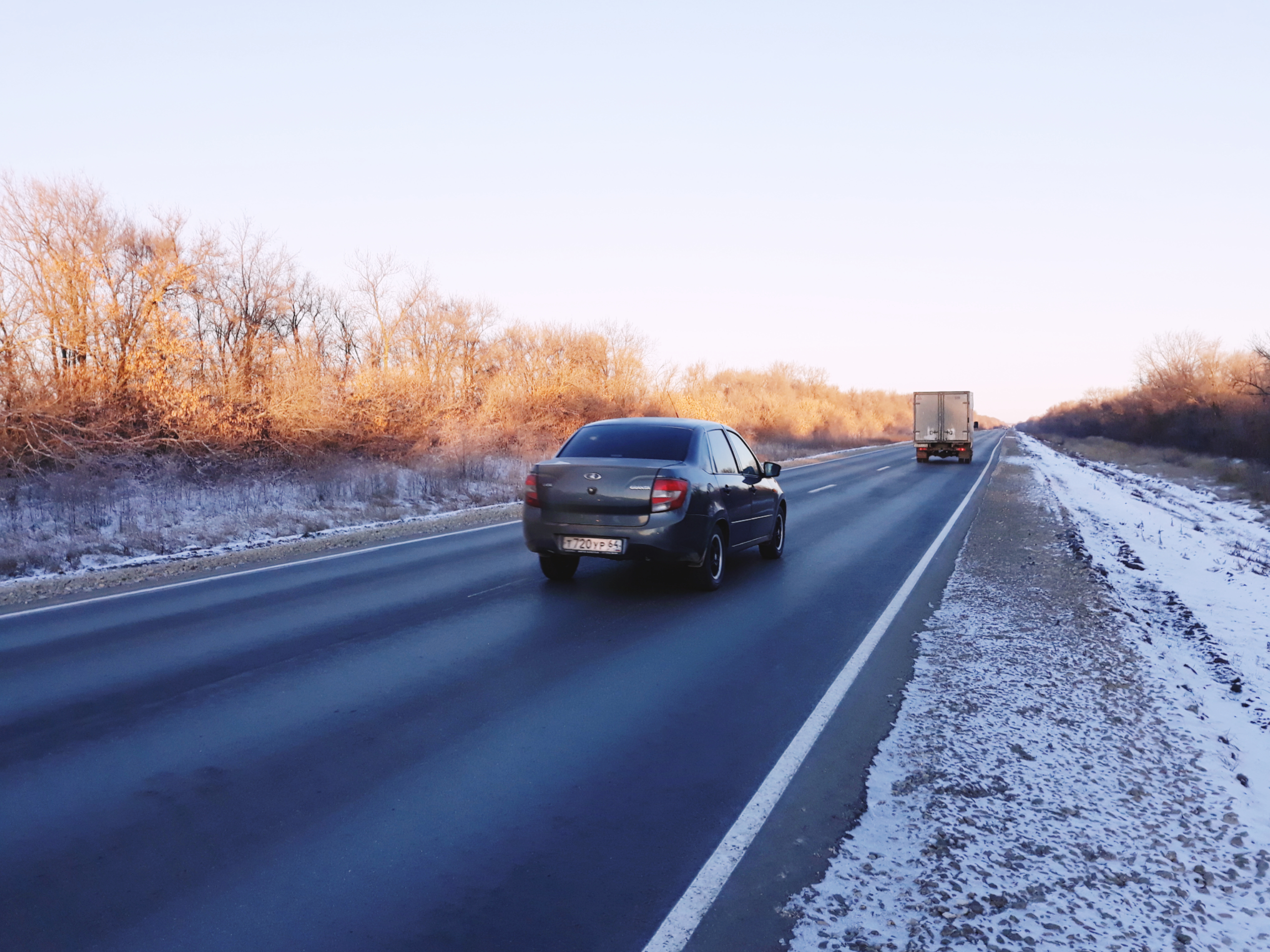 около 90 километров